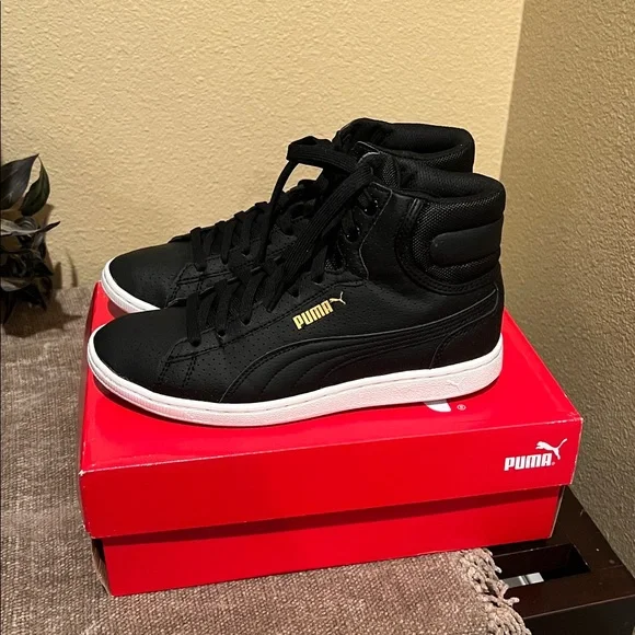 Puma Vikky Mid FP Black and White High-Top Sneakers - Picture 3 of 6